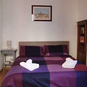 https://elegant-trilussa-apartment.it-romehotels.com