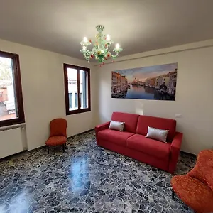 residenza-donini-in-venice-suite-1.hotelslidodijesolo.com/