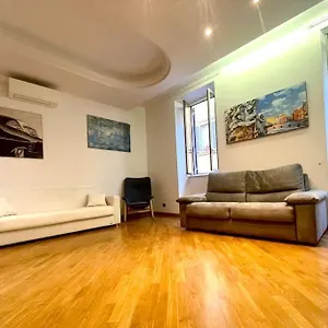 colosseum-charming-stay.it-romehotels.com/