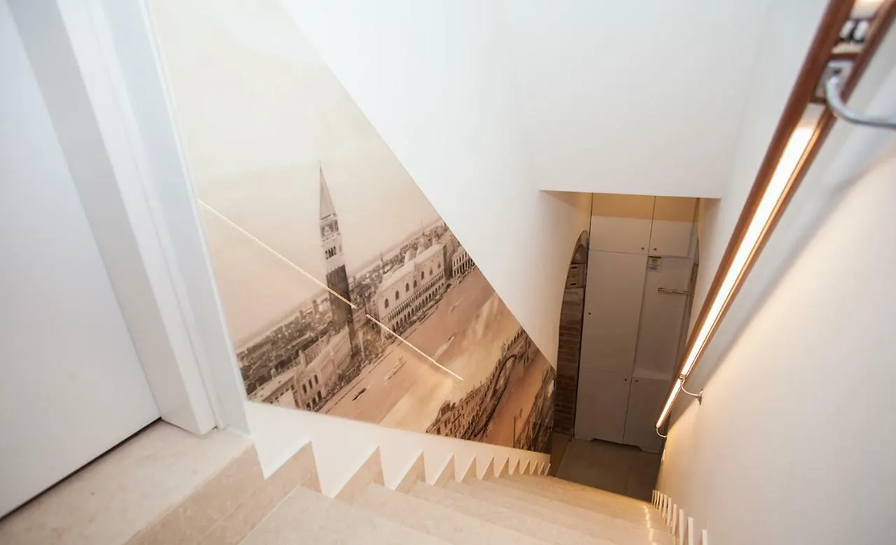Apartment Golden Suite Venice Italy